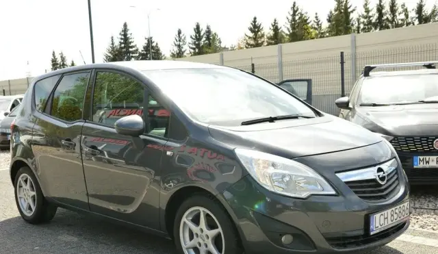 OPEL Meriva 