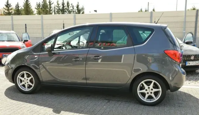 OPEL Meriva 