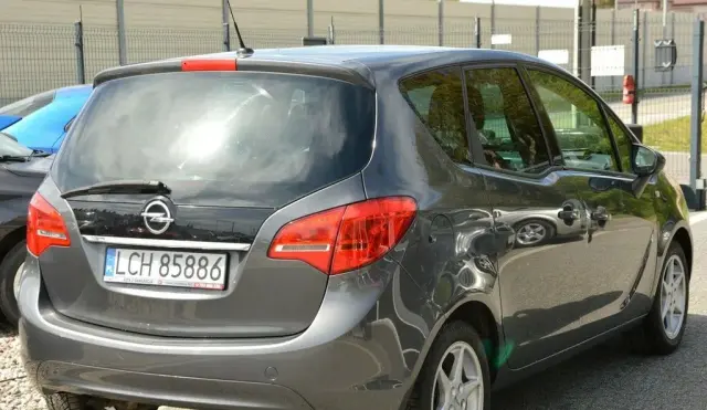 OPEL Meriva 