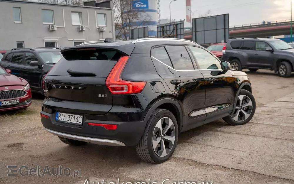 VOLVO XC 40 