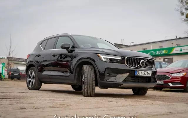 VOLVO XC 40 