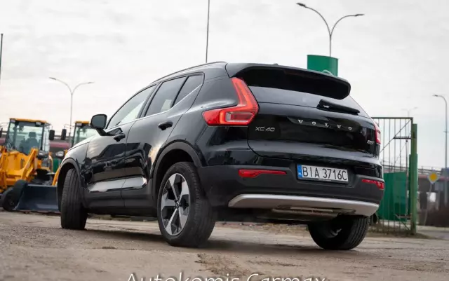 VOLVO XC 40 
