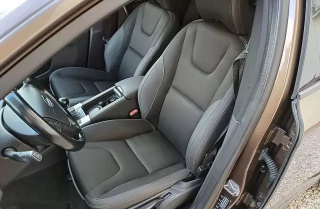 VOLVO XC60 2.0 D4 (163 KM) start/stop