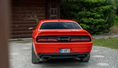 DODGE Challenger 