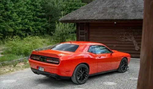 DODGE Challenger 