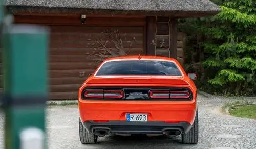 DODGE Challenger 