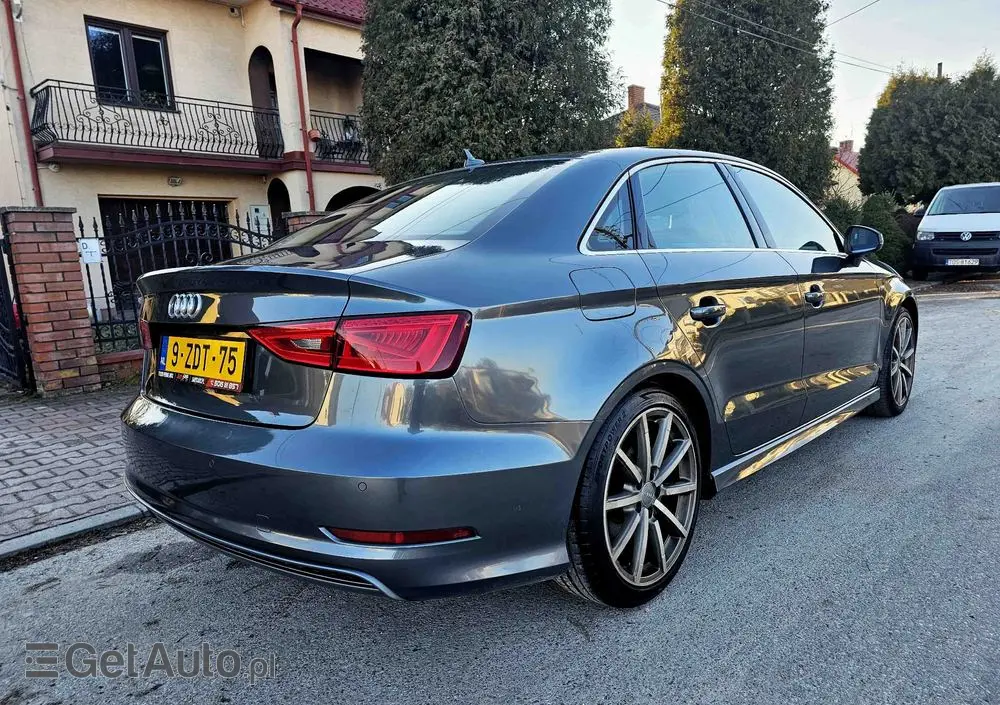 AUDI A3 Limousine 1.4 TFSI cylinder on demand ultra S line Sportpaket