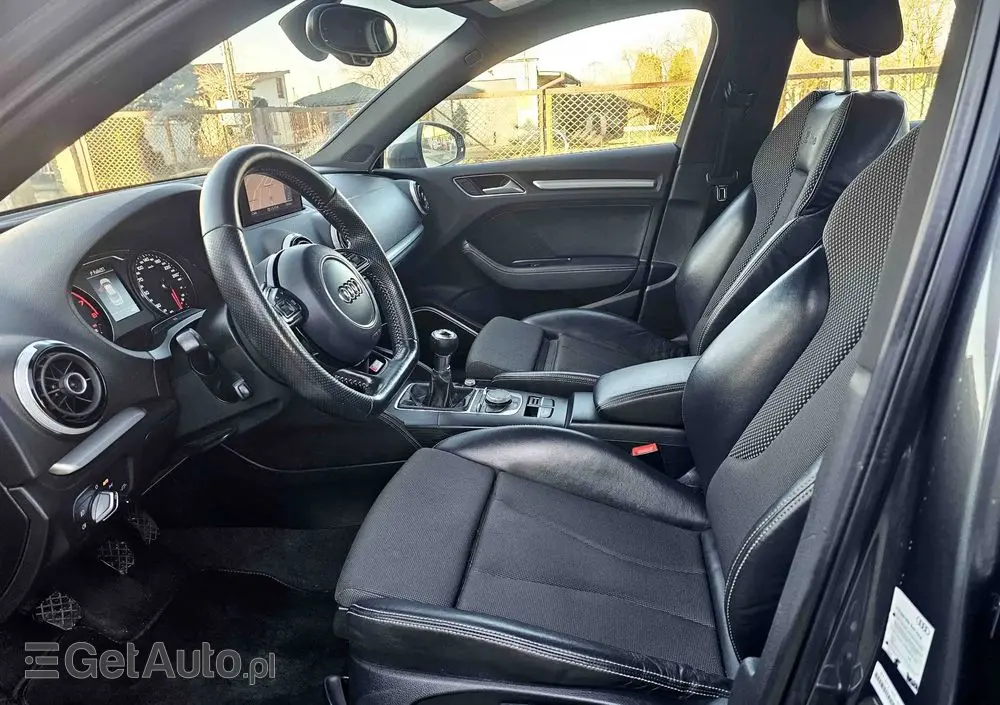 AUDI A3 Limousine 1.4 TFSI cylinder on demand ultra S line Sportpaket