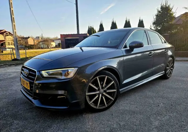 AUDI A3 Limousine 1.4 TFSI cylinder on demand ultra S line Sportpaket