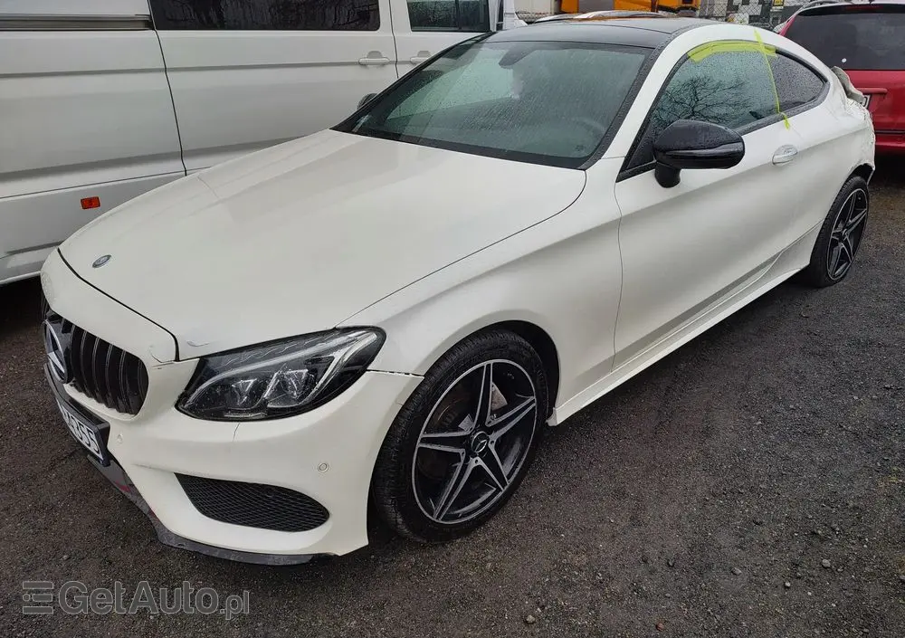 MERCEDES-BENZ Klasa C 200 4-Matic 9G-Tronic