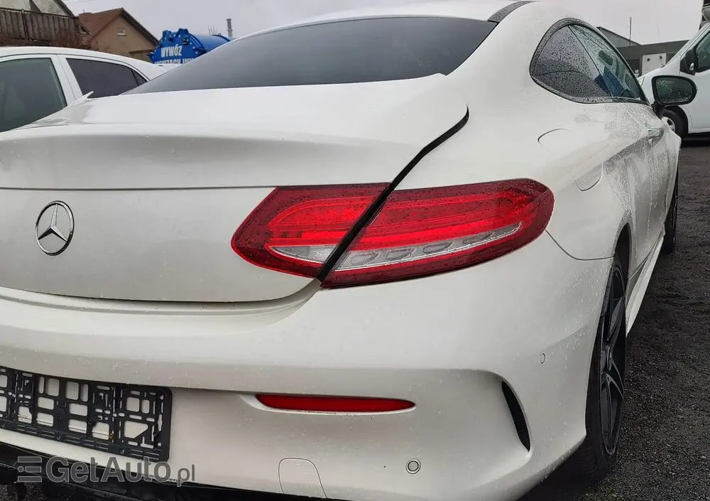MERCEDES-BENZ Klasa C 200 4-Matic 9G-Tronic
