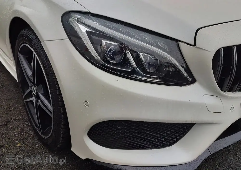 MERCEDES-BENZ Klasa C 200 4-Matic 9G-Tronic