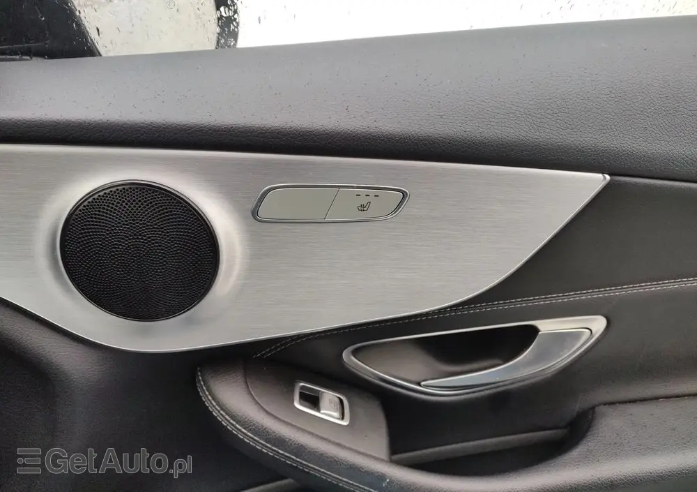 MERCEDES-BENZ Klasa C 200 4-Matic 9G-Tronic