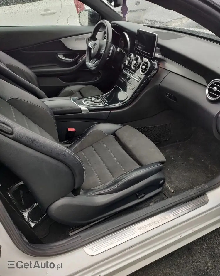 MERCEDES-BENZ Klasa C 200 4-Matic 9G-Tronic