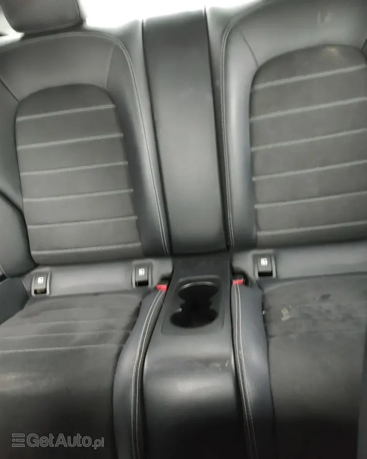 MERCEDES-BENZ Klasa C 200 4-Matic 9G-Tronic