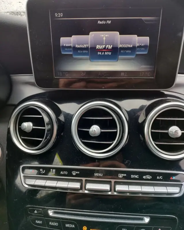 MERCEDES-BENZ Klasa C 200 4-Matic 9G-Tronic