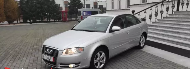 AUDI A4 
