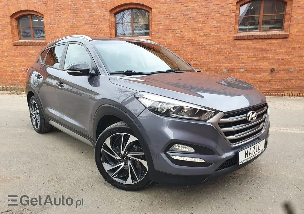 HYUNDAI Tucson Blue 1.7 CRDi 2WD Intro Edition