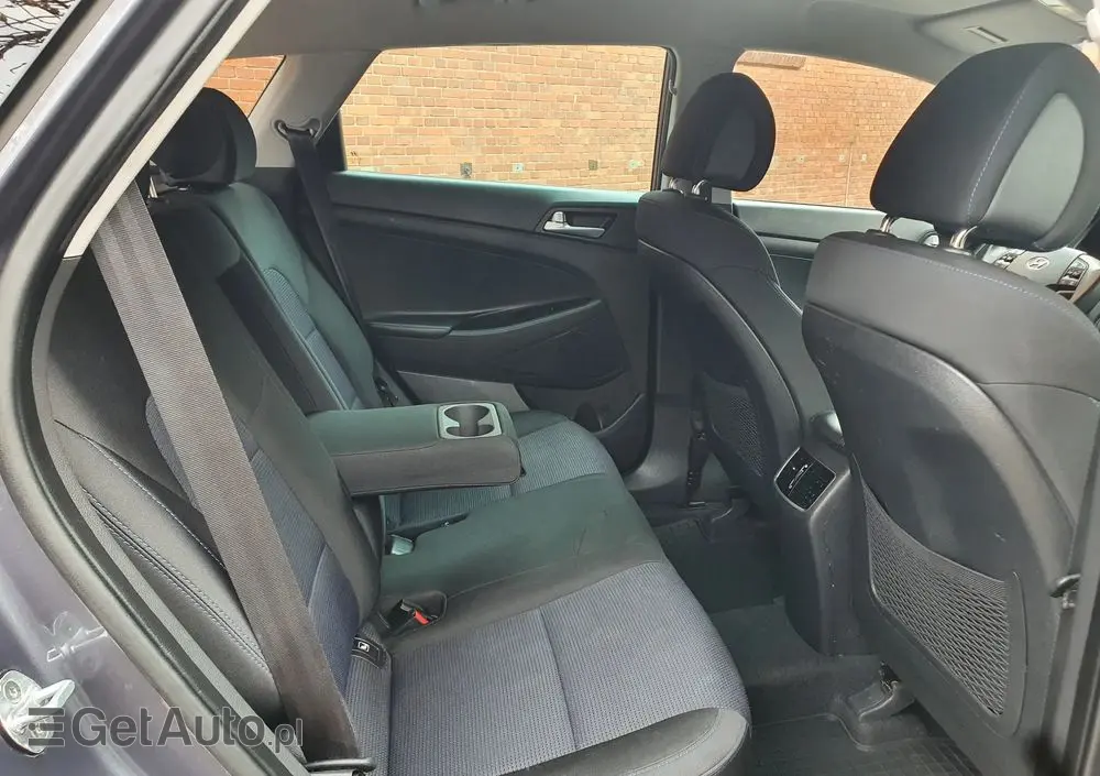 HYUNDAI Tucson Blue 1.7 CRDi 2WD Intro Edition