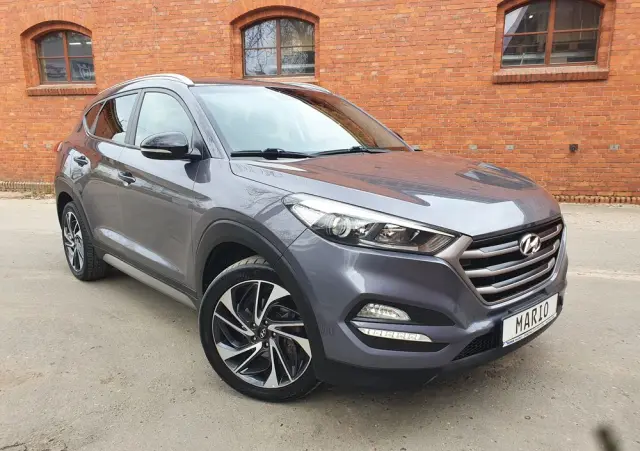 HYUNDAI Tucson Blue 1.7 CRDi 2WD Intro Edition
