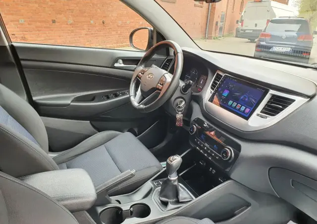 HYUNDAI Tucson Blue 1.7 CRDi 2WD Intro Edition