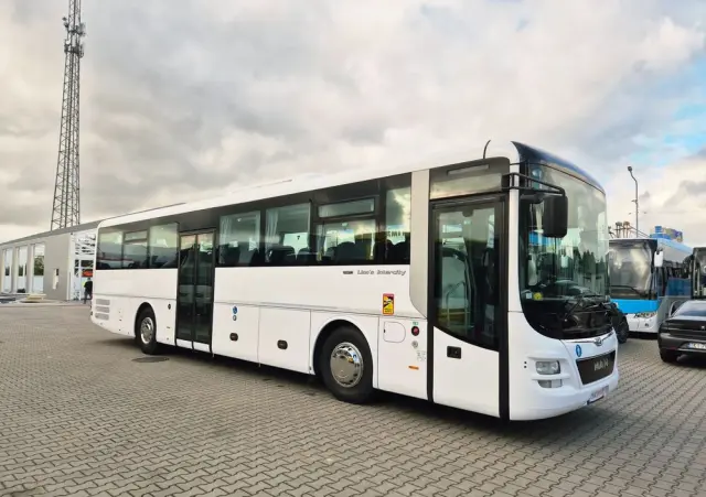 MAN LION'S INTERCITY/ SPROWADZONY/ PODWÓJNE SZYBY 