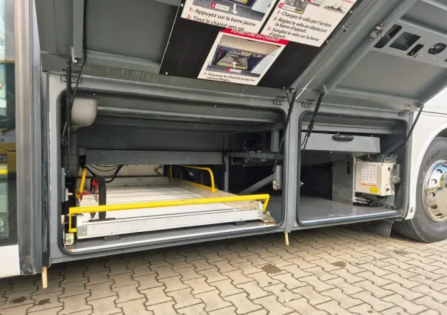 MAN LION'S INTERCITY/ SPROWADZONY/ PODWÓJNE SZYBY 