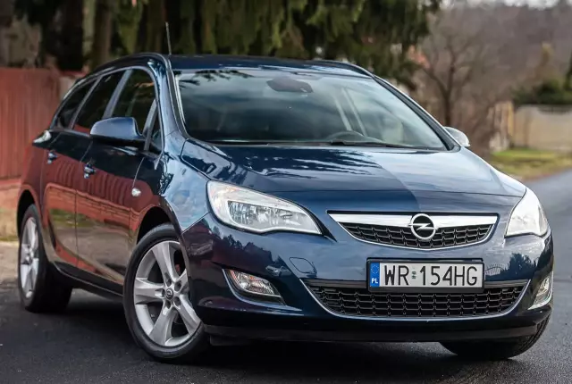 OPEL Astra 
