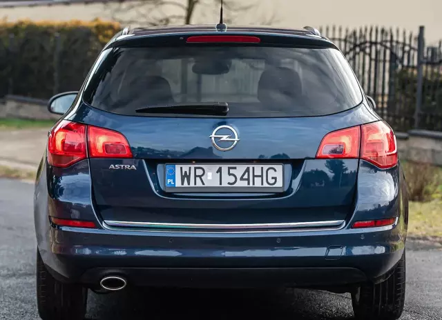 OPEL Astra 