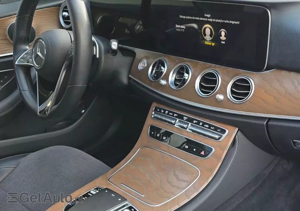 MERCEDES-BENZ Klasa E 300 de PHEV 4-Matic Exclusive 9G-Tronic