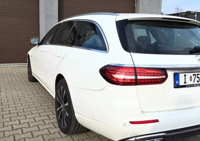 MERCEDES-BENZ Klasa E 300 de PHEV 4-Matic Exclusive 9G-Tronic