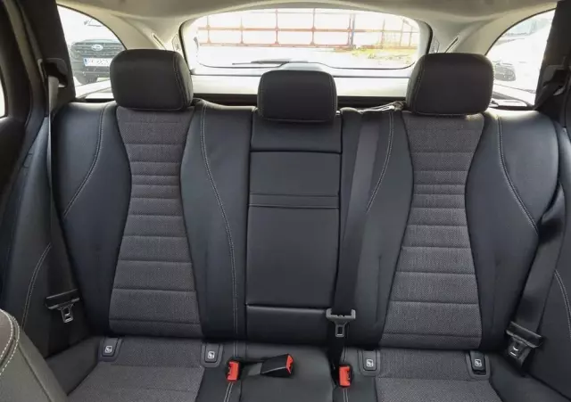 MERCEDES-BENZ Klasa E 300 de PHEV 4-Matic Exclusive 9G-Tronic