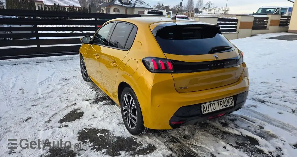 PEUGEOT 208 PureTech 100 Allure