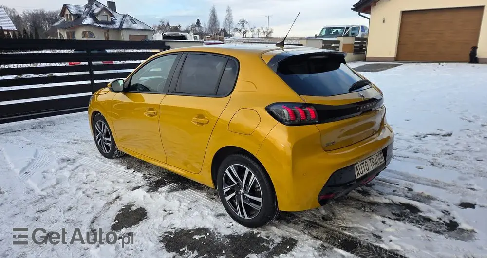 PEUGEOT 208 PureTech 100 Allure