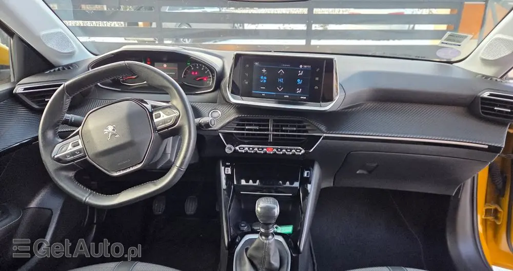 PEUGEOT 208 PureTech 100 Allure