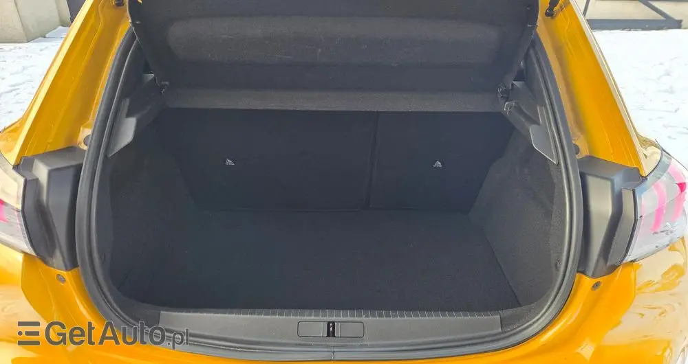 PEUGEOT 208 PureTech 100 Allure