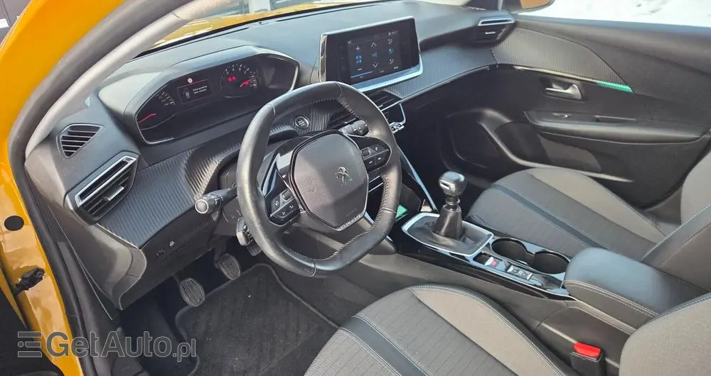 PEUGEOT 208 PureTech 100 Allure