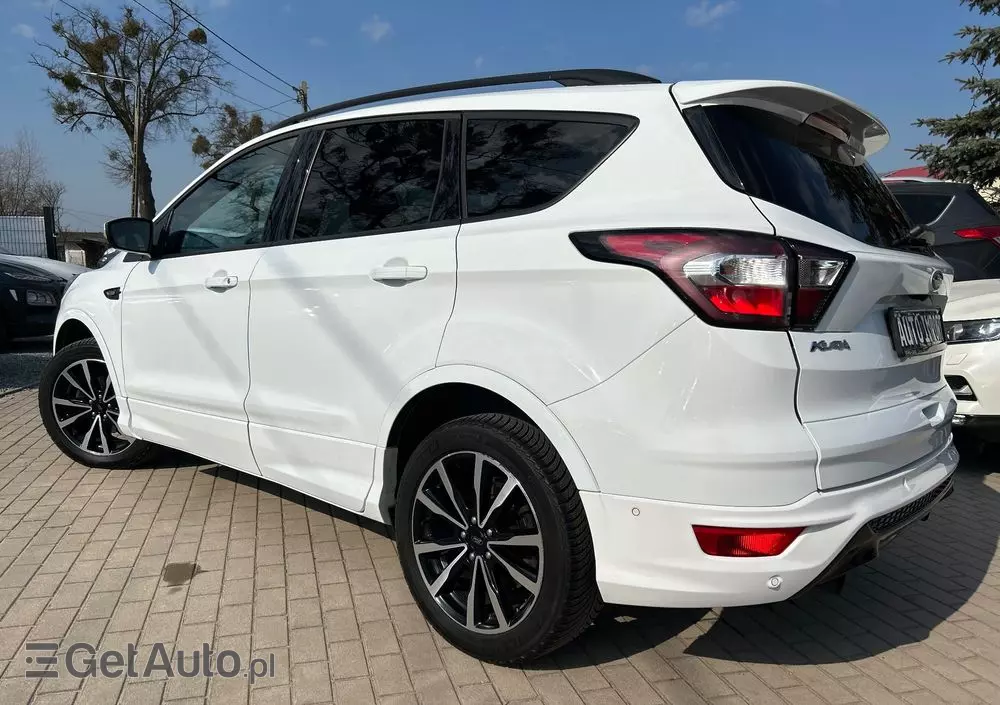 FORD Kuga 1.5 EcoBoost 2x4 ST-Line