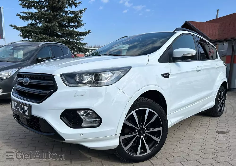 FORD Kuga 1.5 EcoBoost 2x4 ST-Line