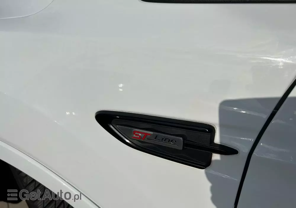 FORD Kuga 1.5 EcoBoost 2x4 ST-Line