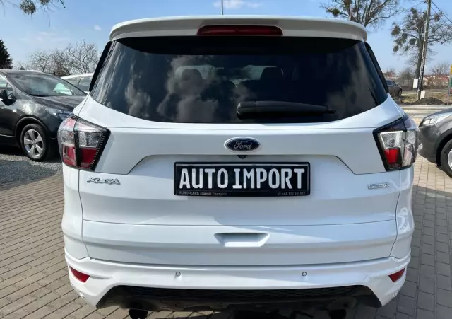 FORD Kuga 1.5 EcoBoost 2x4 ST-Line