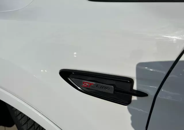 FORD Kuga 1.5 EcoBoost 2x4 ST-Line