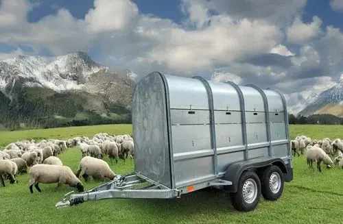 PRZYCZEPA DO PRZEWOZU ŻYWYCH ZWIERZĄT DO BYDŁA CIELĄT ŚWIŃ KRÓW KÓZ OW Przyczepa 