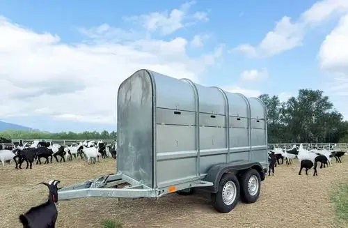 PRZYCZEPA DO PRZEWOZU ŻYWYCH ZWIERZĄT DO BYDŁA CIELĄT ŚWIŃ KRÓW KÓZ OW Przyczepa 