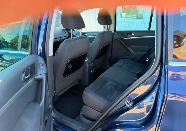 VOLKSWAGEN Tiguan 2.0 TDI DPF BlueMotion Technology CityScape