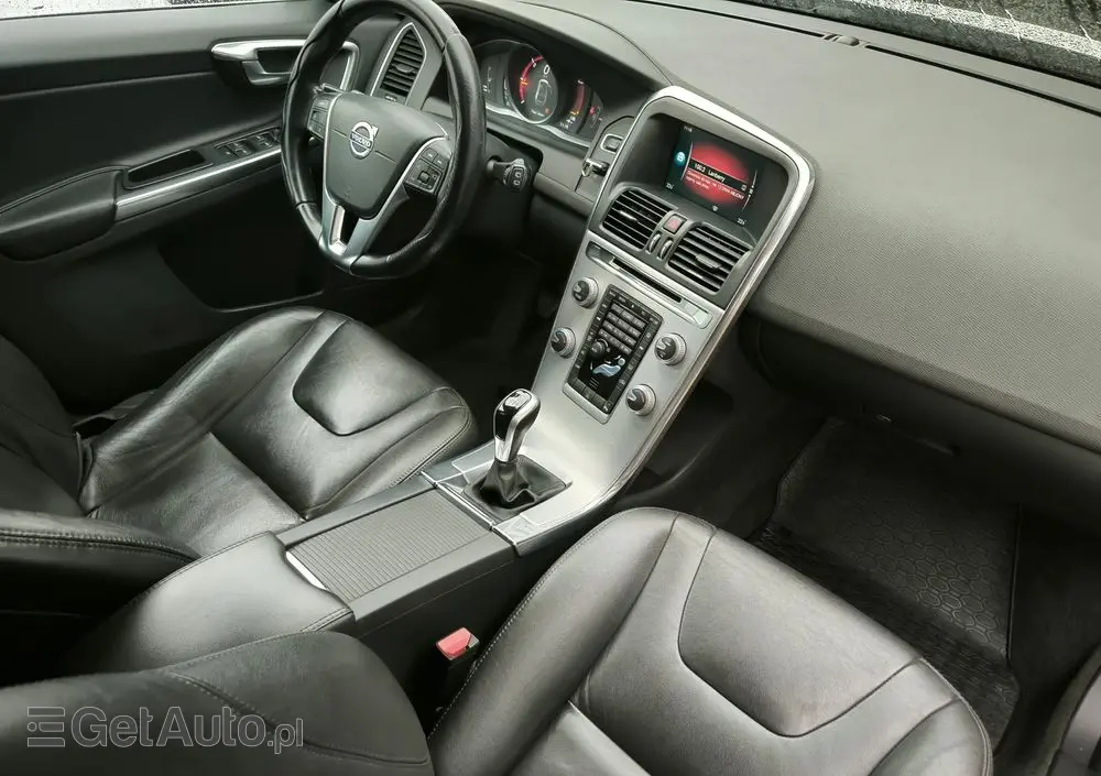 VOLVO XC 60 D4 Summum