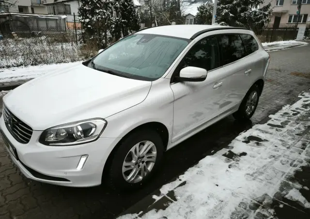 VOLVO XC 60 D4 Summum