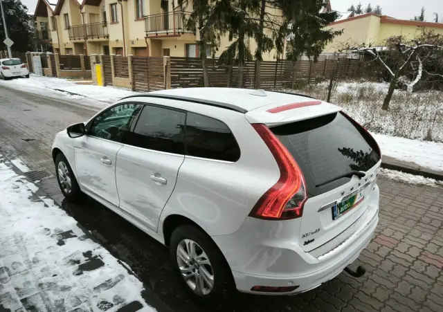 VOLVO XC 60 D4 Summum