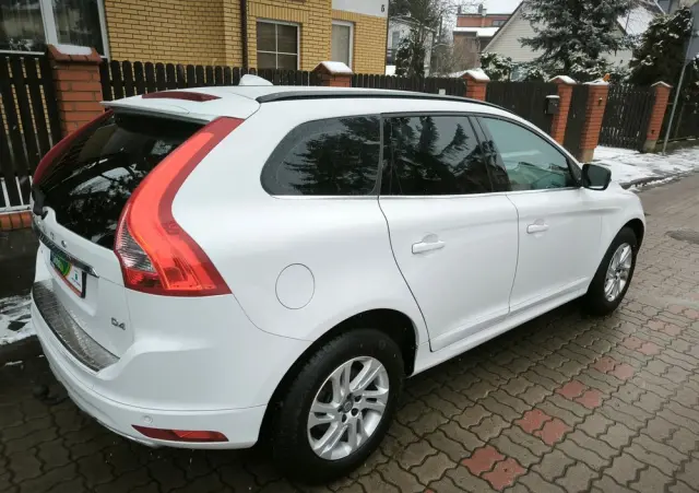 VOLVO XC 60 D4 Summum