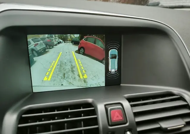 VOLVO XC 60 D4 Summum